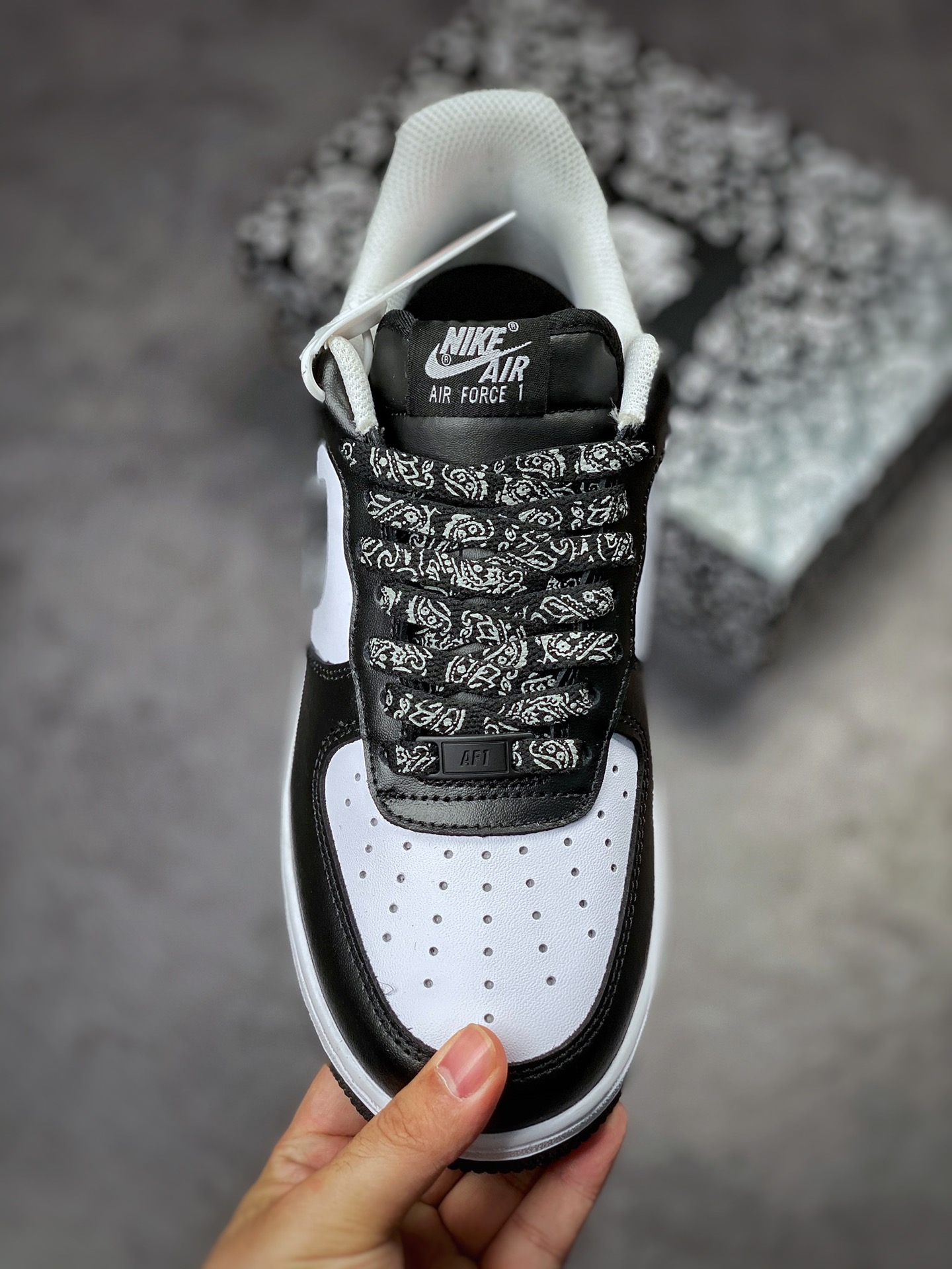 210 Nike Air Force 1 Low 07 黑白腰果花 XM6389-316