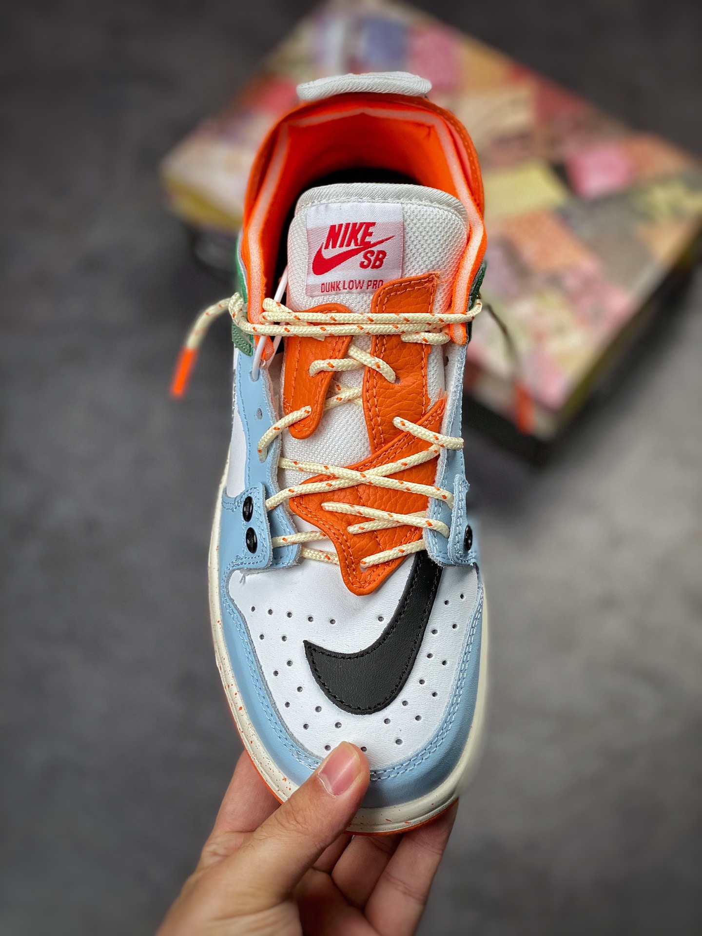 200 Nike Dunk SB 巴黎时装周走秀款 BQ6817-035