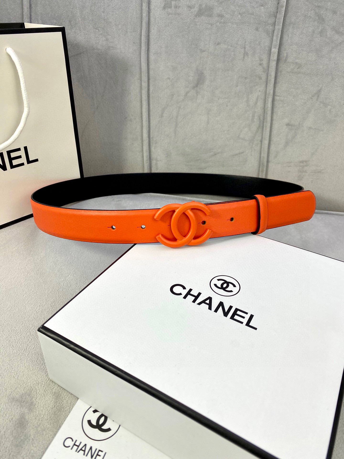 Original Width 3.0cm Chanel (香奈儿) women's belt (calfskin) This buckle (inner side CNC polished treatment) has smooth ed…