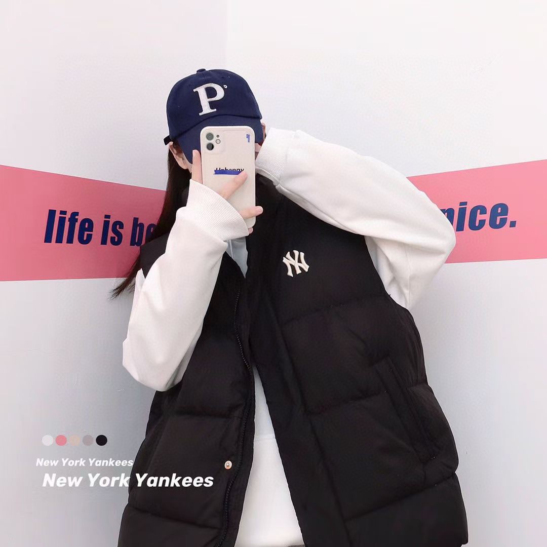 MLB Luxe
 Vêtements Débardeur Gilet Vente de Chine
 Noir Blanc Broderie fleurs Coton Vers le bas Collection automne – hiver Fashion