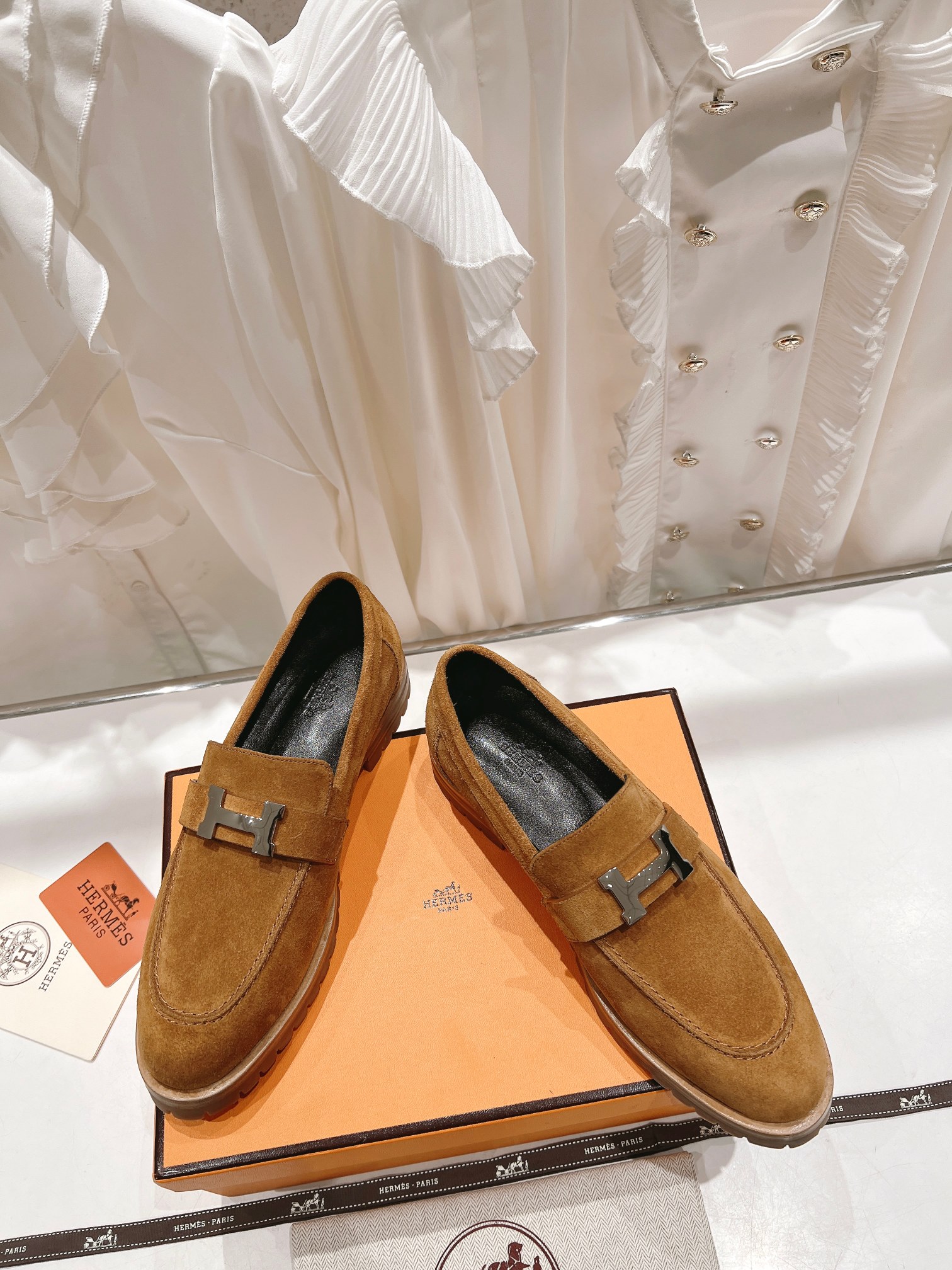 高版本 🆕Herme…s fw22 new arrival～H家新款kelly扣乐福鞋鞋型很好看，见到到