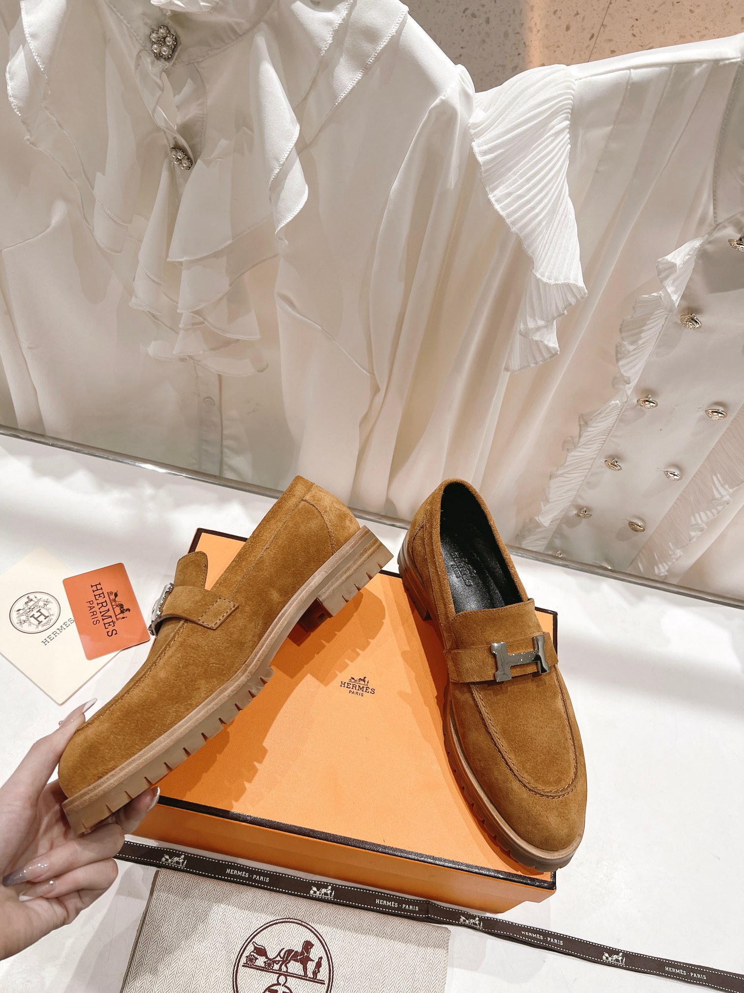 高版本 🆕Herme…s fw22 new arrival～H家新款kelly扣乐福鞋鞋型很好看，见到到