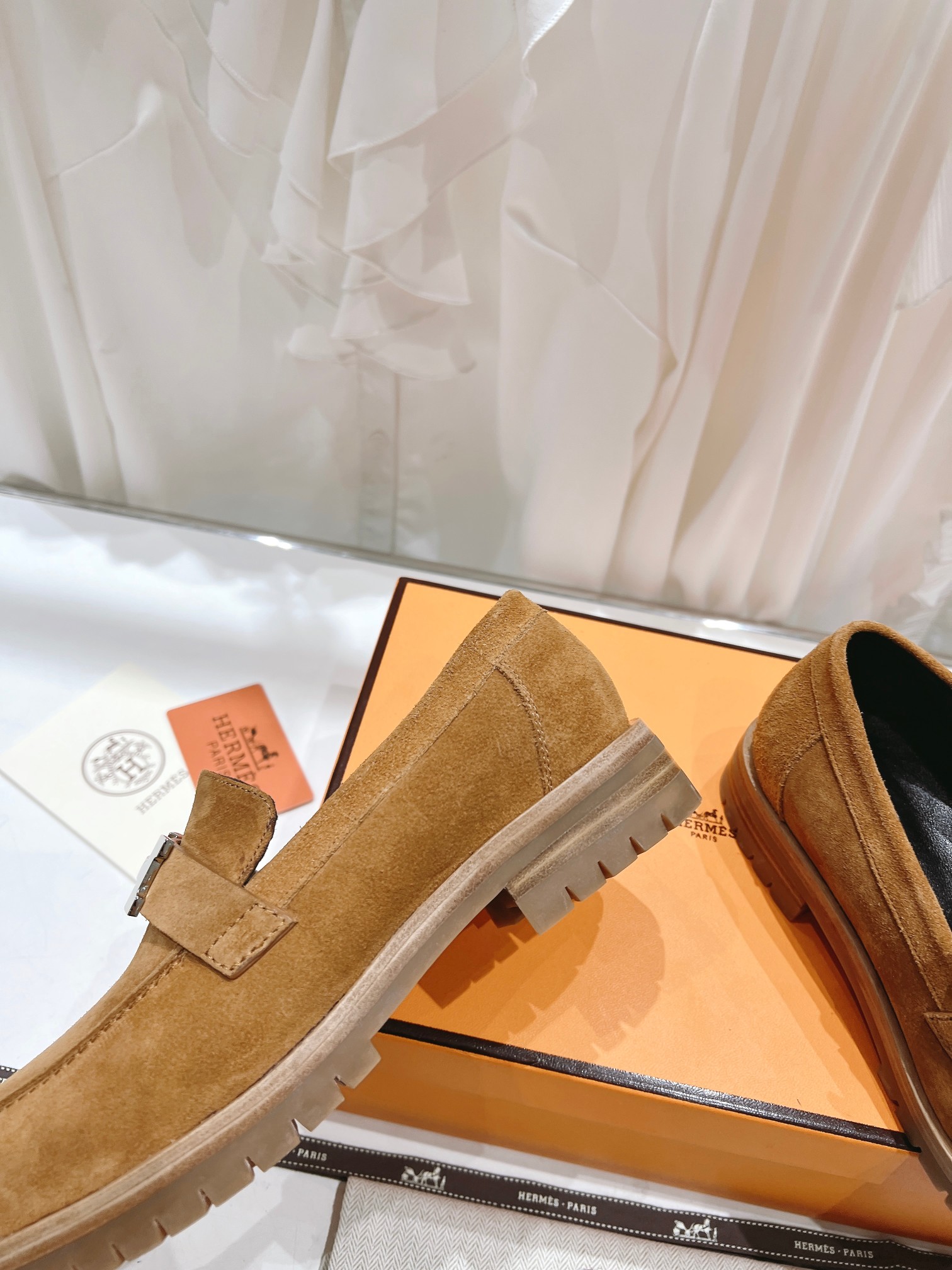 高版本 🆕Herme…s fw22 new arrival～H家新款kelly扣乐福鞋鞋型很好看，见到到