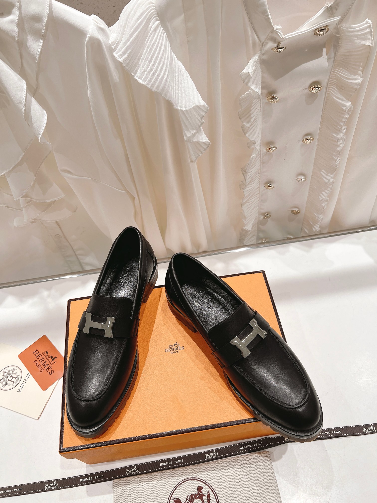 高版本 🆕Herme…s fw22 new arrival～H家新款kelly扣乐福鞋鞋型很好看，见到到