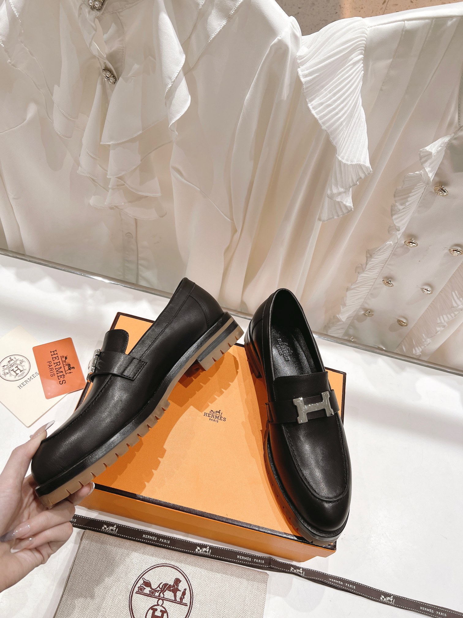 高版本 🆕Herme…s fw22 new arrival～H家新款kelly扣乐福鞋鞋型很好看，见到到