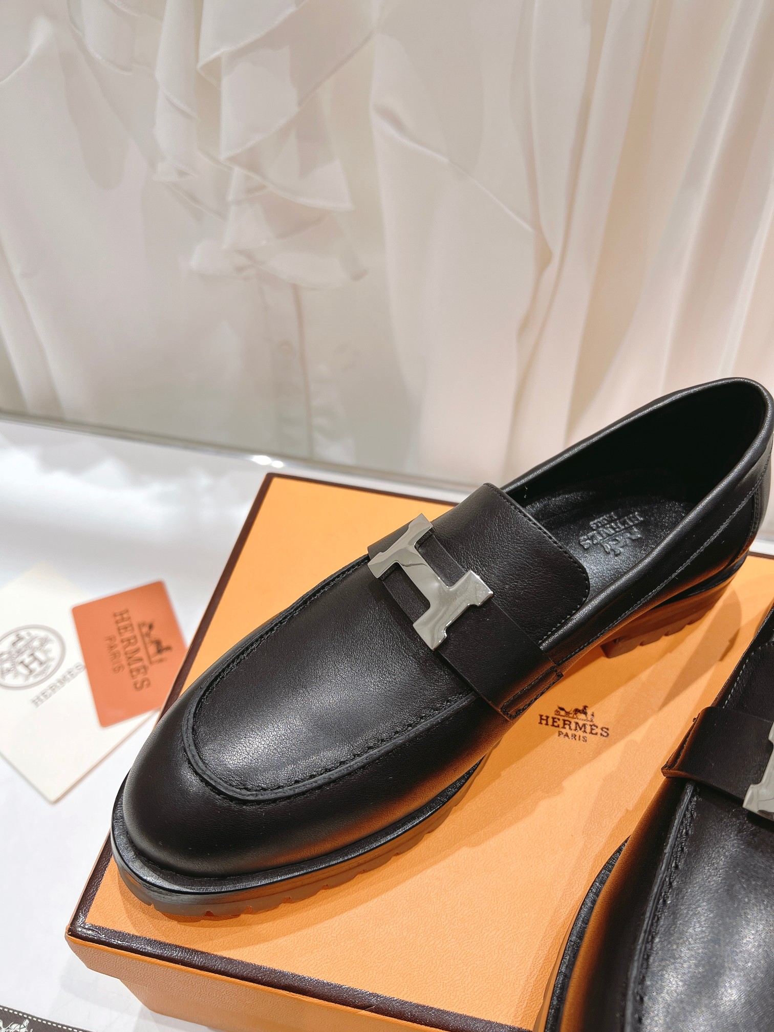 高版本 🆕Herme…s fw22 new arrival～H家新款kelly扣乐福鞋鞋型很好看，见到到