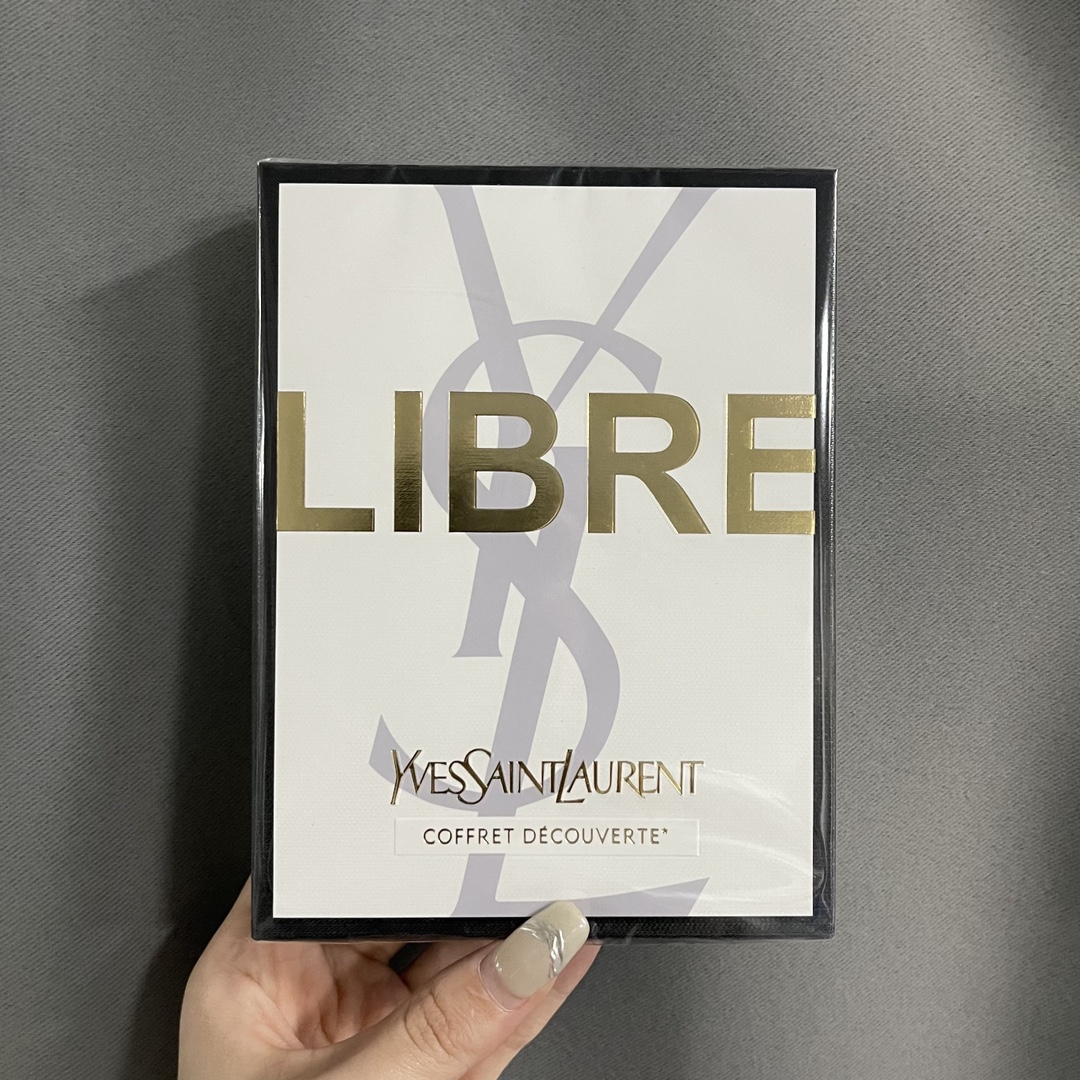 Saint Laurent Haute Couture Artisanal Perfumery Haute Fragrance Scent