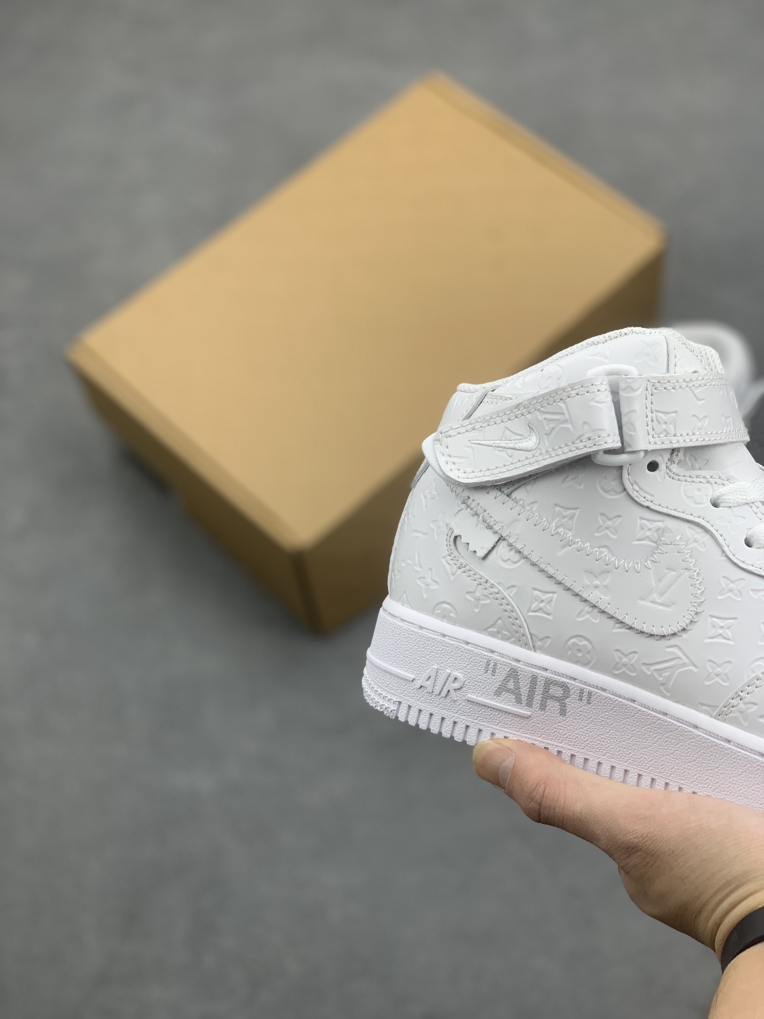 Louis Vuitton x Off-White Air Force 1 High-Top Sneakers - White Monogram 6 i1666556234 4054 4