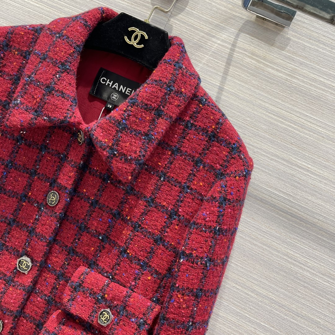 2022Chan*l 22k新品!本季最值得入的树莓红格子外套