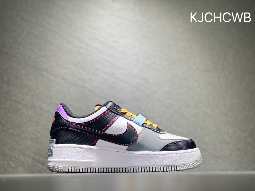 180 Nike Air Force 1 空军一号 DC2542-001