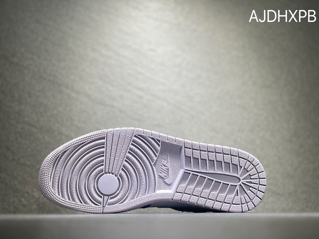 280 Air Jordan 1 乔丹1代 AJ1 黑绿漆皮篮球鞋 DZ5485-410