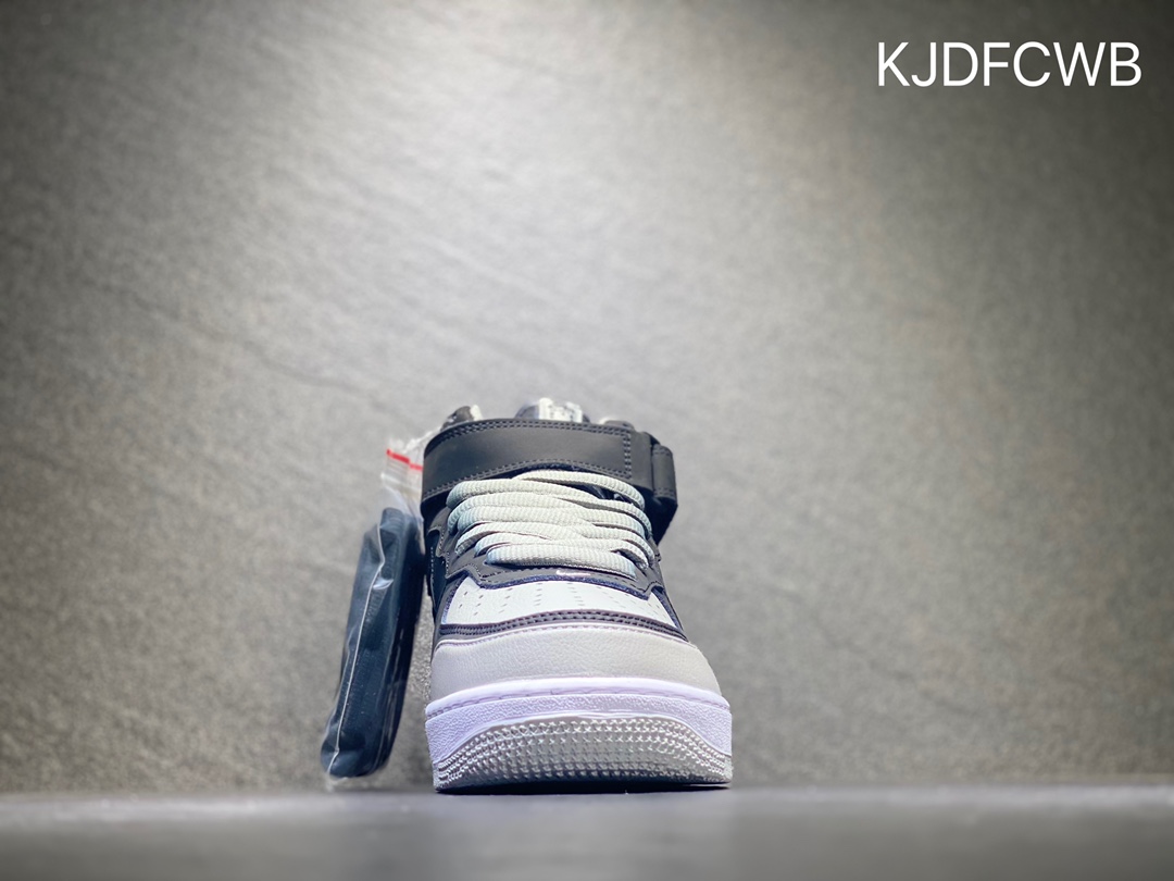 260 Nike Air Force 1 空军一号官方同步  BQ6819-008