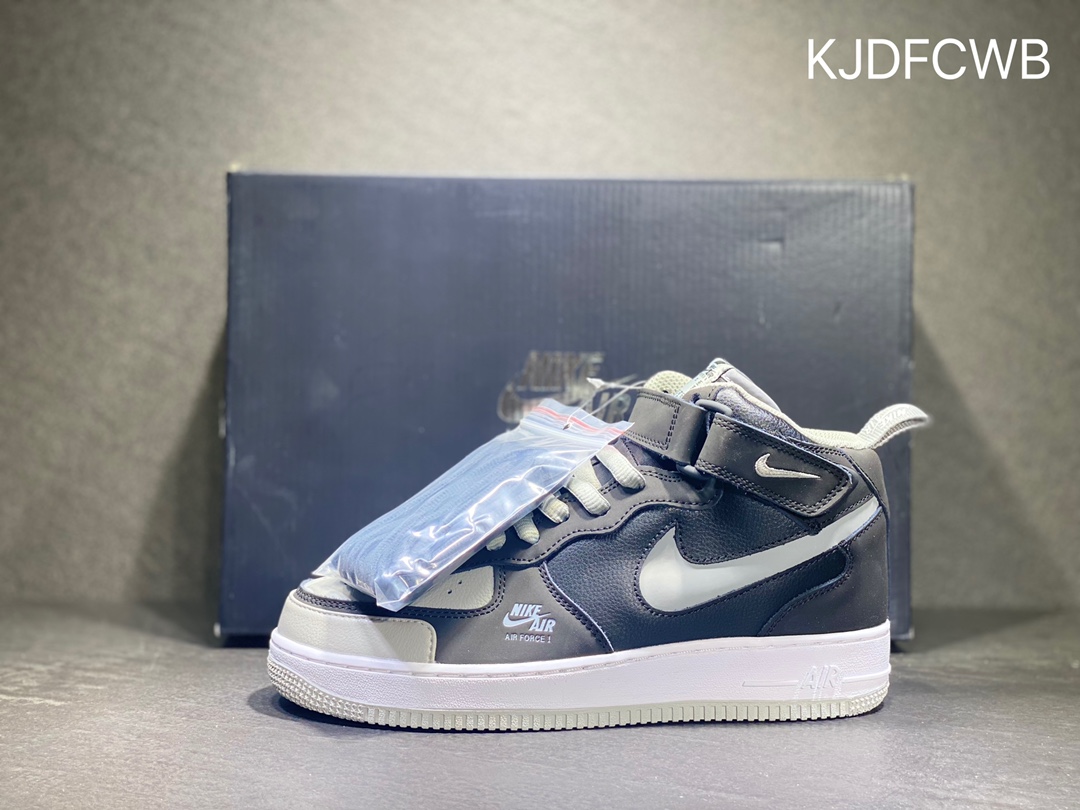 260 Nike Air Force 1 空军一号官方同步  BQ6819-008