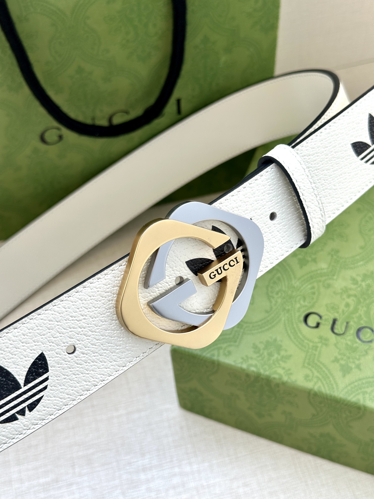 Gucci Style Black Leather Men's Belts Lookbook Reference image 2
