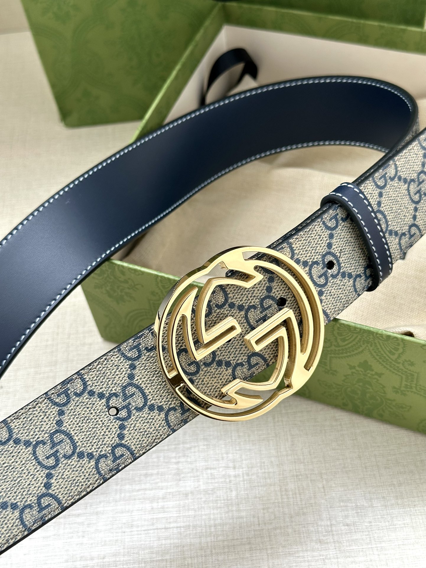 Gucci Style Black Leather Men's Belts Lookbook Reference image 2