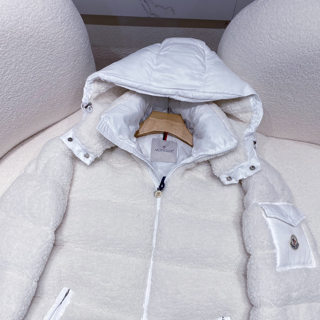 Moncler (配防尘袋) 22FW秋冬新款羊羔毛面料拼接梭织面料 经典玛雅连帽羽绒棉夹克