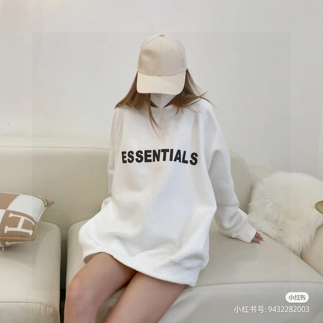 140 FEAR OF GOD 复线 ESSENTIALS 新款胸前压胶字母插肩袖圆领卫衣