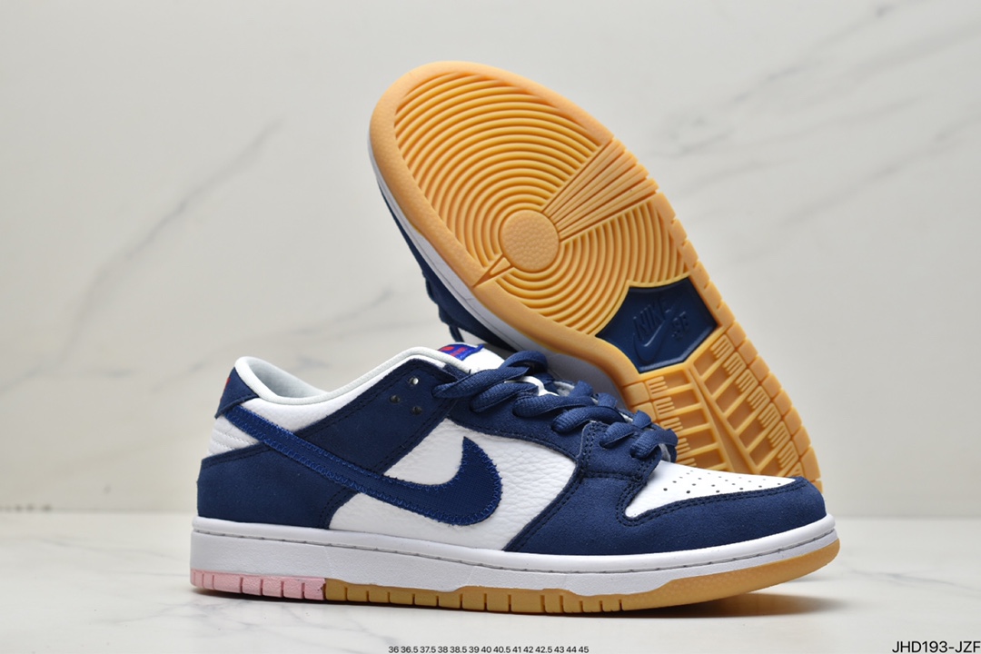 190 Nike SB Zoom Dunk Low 镜面 板鞋 系列经典百搭休闲运动板鞋 DO9395-400