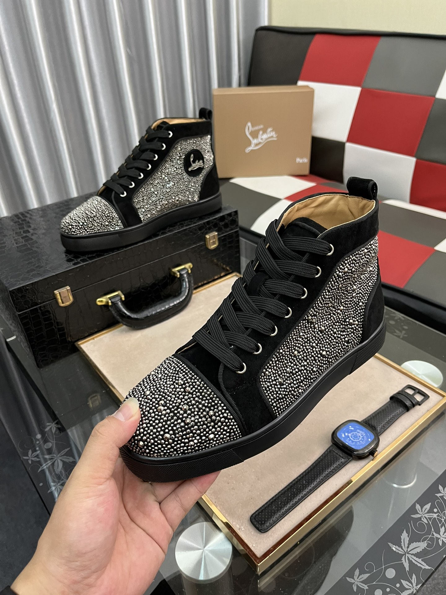 250christian louboutin(CL) Estilo completo , zapatos de tabla casuales Modelos calientes exclusivos 