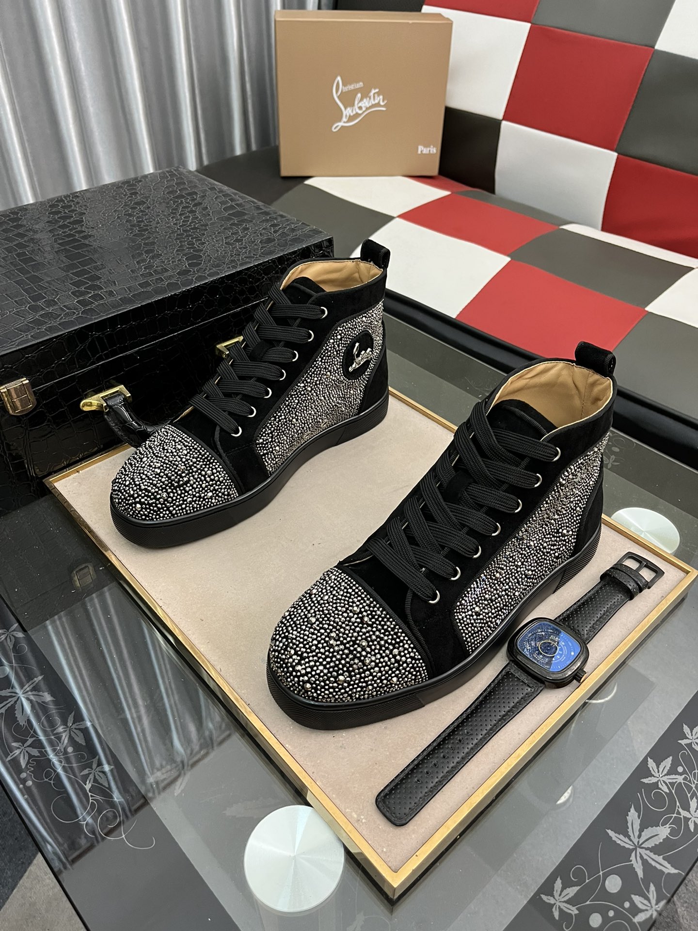 250christian louboutin(CL) Estilo completo , zapatos de tabla casuales Modelos calientes exclusivos 