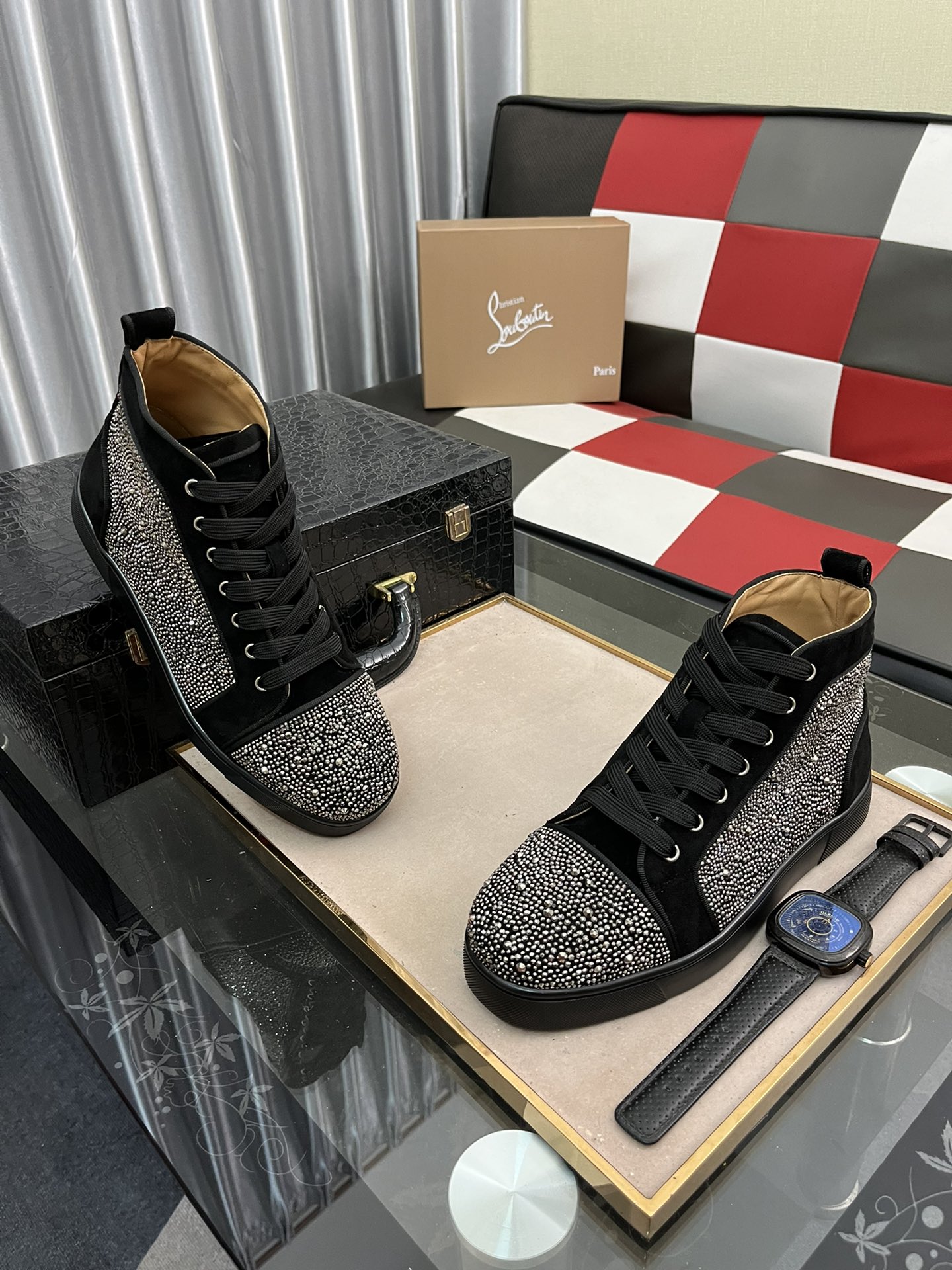 250christian louboutin(CL) Estilo completo , zapatos de tabla casuales Modelos calientes exclusivos 