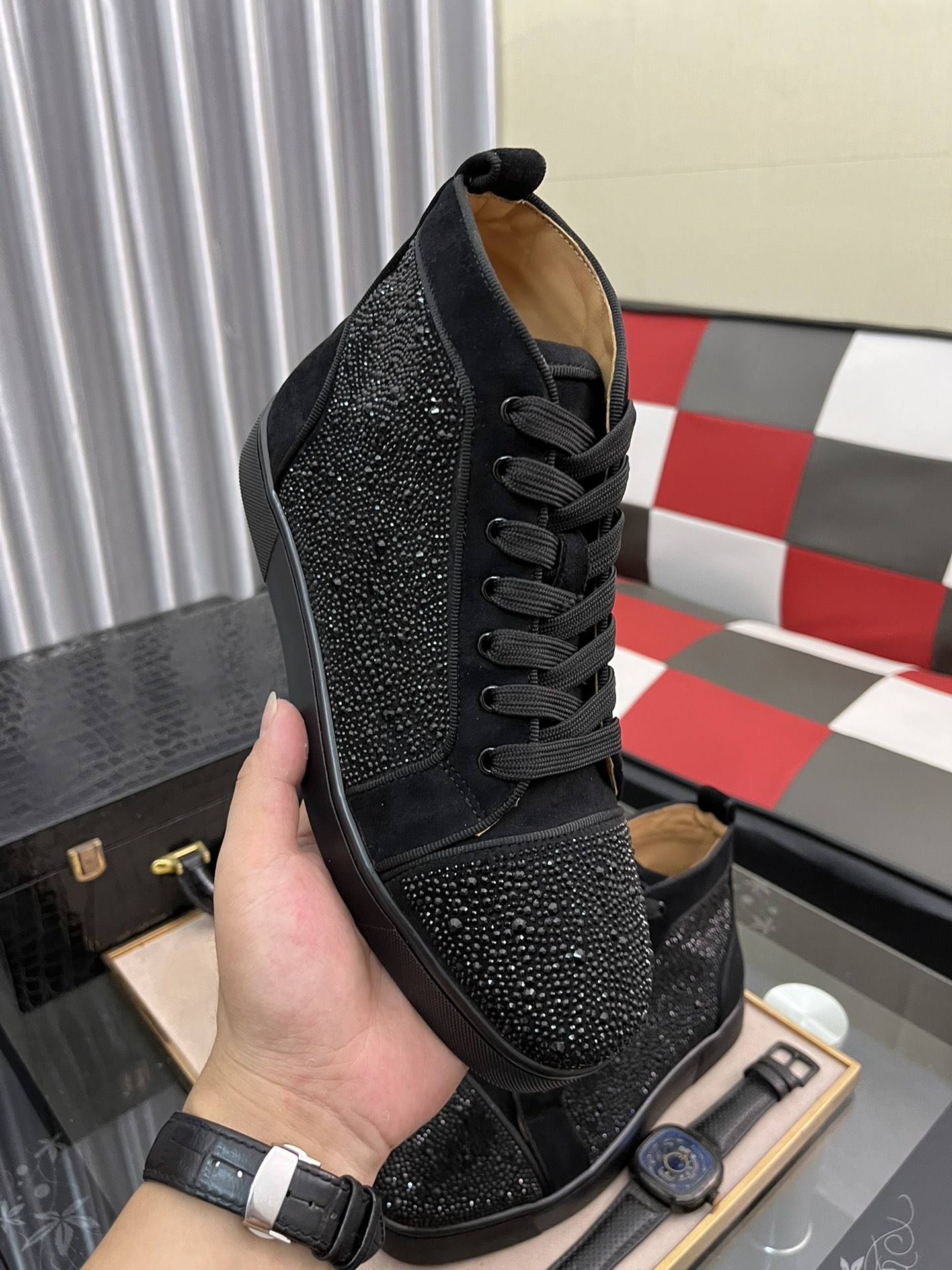 250christian louboutin(CL) Estilo completo , zapatos de tabla casuales Modelos calientes exclusivos 