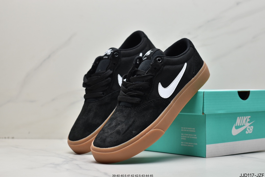 130 耐克Nike SB Chron Solarsoft 百搭单品 CD6278-01