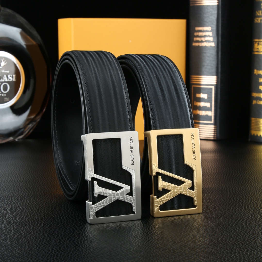 NO:860801,Original order Louis Vuitton original order high-end quality counter official website simultaneously supports NFC induction width 3.8 exquisite steel buckle head imported from Italy 3D pattern special cowhide feels excellent upper body suburban fruit stick men's favorite business and leisure dual-use length 100 to 125 please leave a message for the length of the order, belt, louis vuitton, cowhide19860909原单  路易威登原单高端品质专柜官网同步支持NFC感应宽度3.8精美钢扣头意大利进口3D纹特殊牛皮手感极佳 上身郊果棒男士最爱商务休闲两用长度100一125下单请留言长度,皮带,louis vuitton,cowhide,Belt