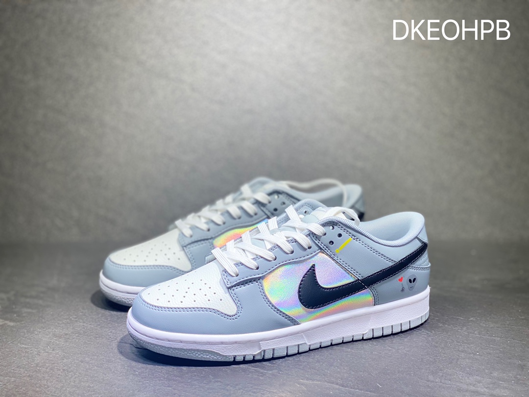300 Nike SB dunk Low 低帮休闲运动滑板板鞋CV0811-020