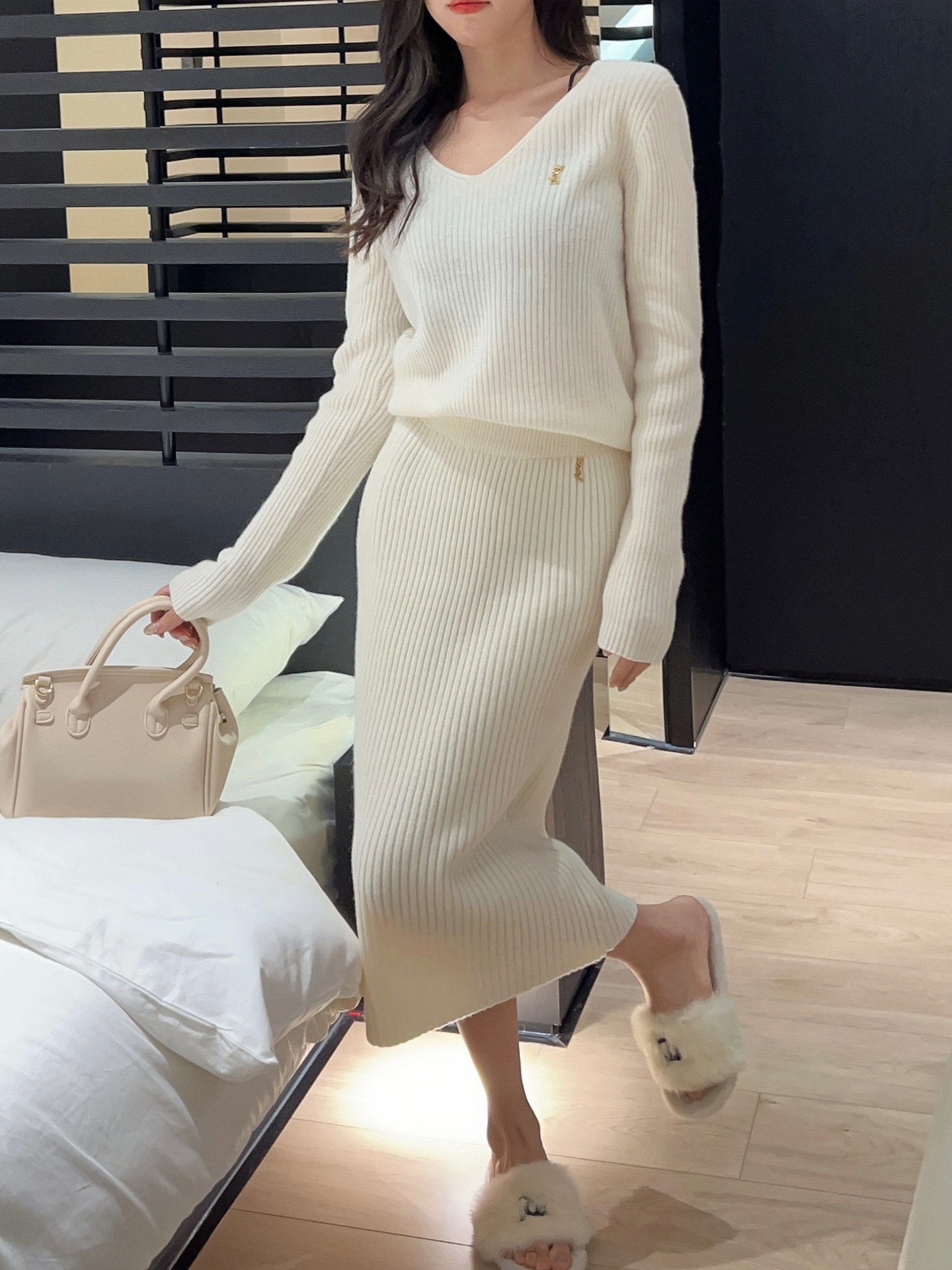 2022SLP 慵懒风休闲针织套裙 大V领宽松版型搭配半身长裙套装