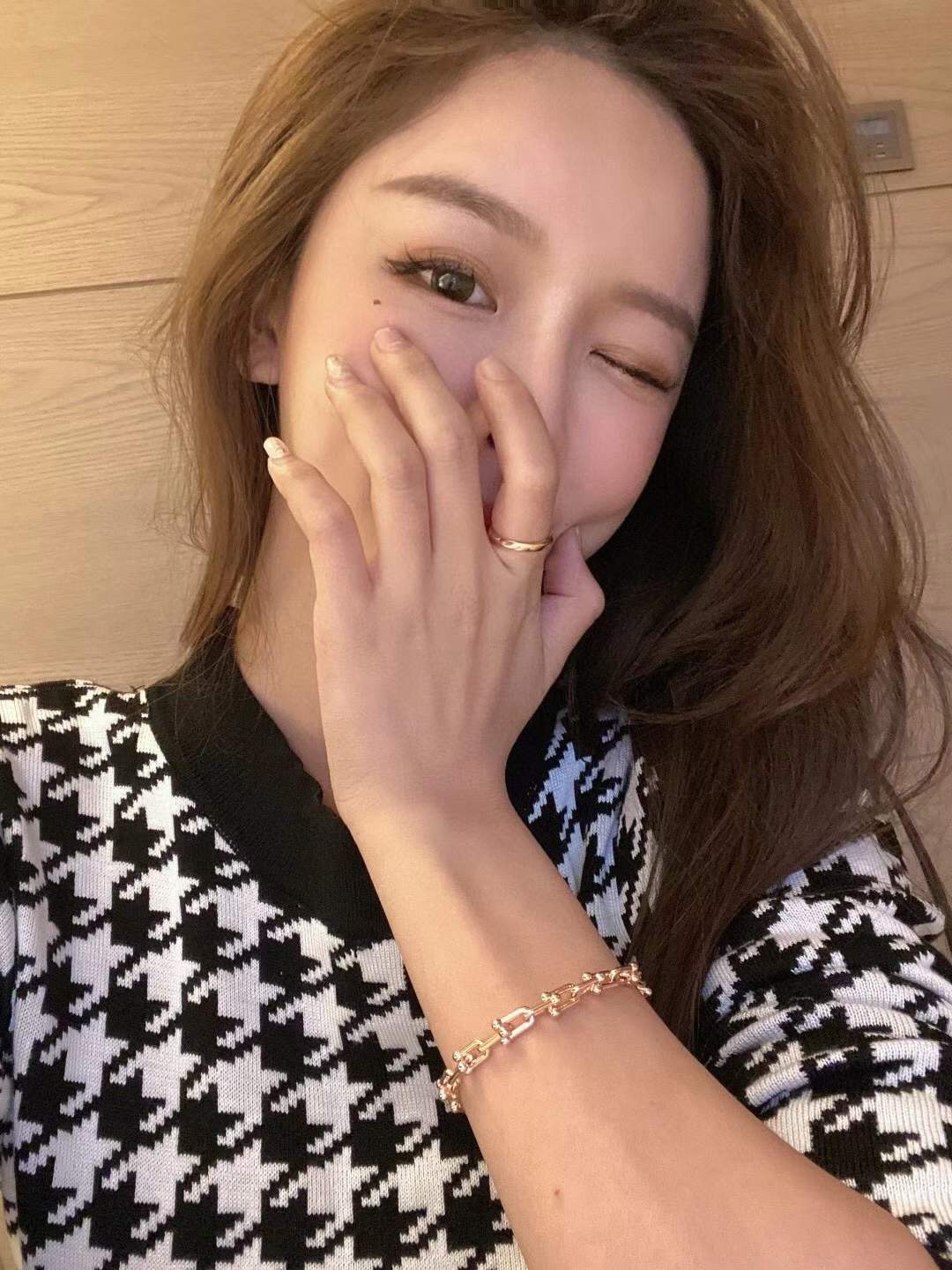 Tiffany & Co. 蒂芙尼tiffany&Co. 银色U型情扣侣款套装