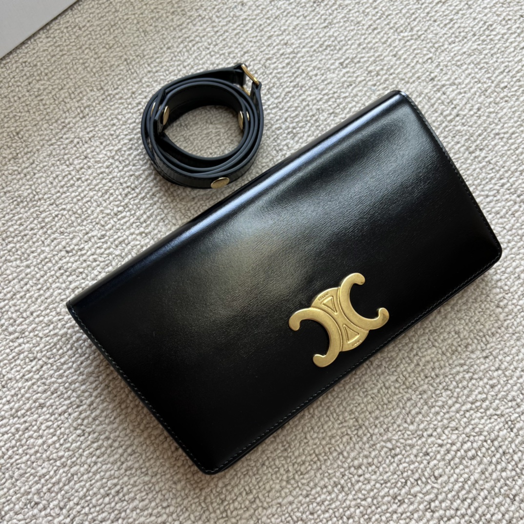 Celine has arrived 24 new fashion original small bags!
