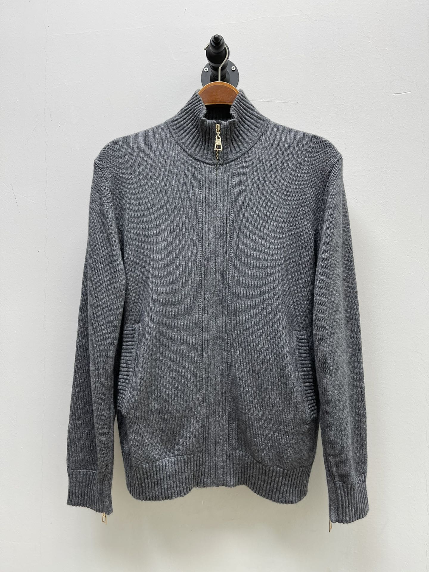 Louis Vuitton Clothing Cardigans Grey Weave Unisex Cashmere Fashion