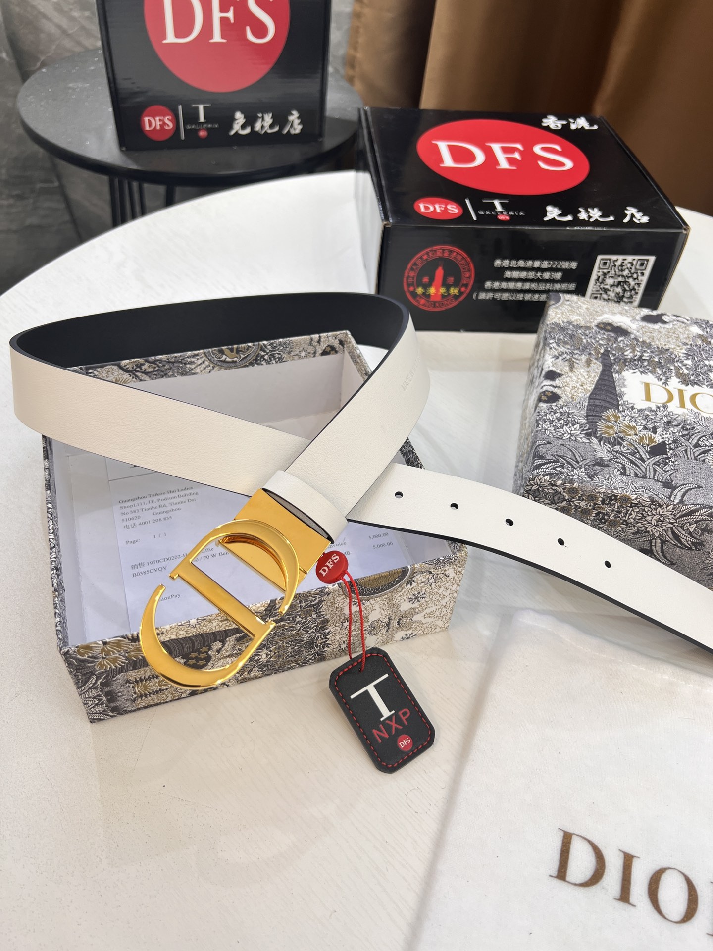 Dior 女神 ，电镀抛光工艺，可以双面使用（迪奥）DIOR