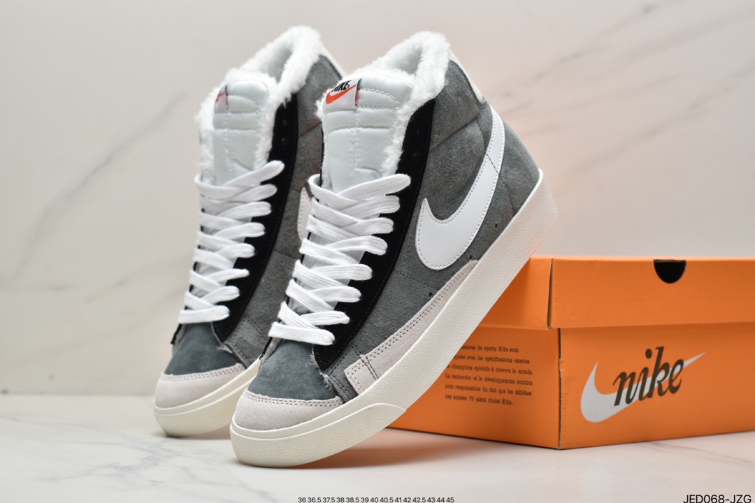 150  NIKE BLAZER LOW The New Way为概念的 Nike Blazer 518171-015