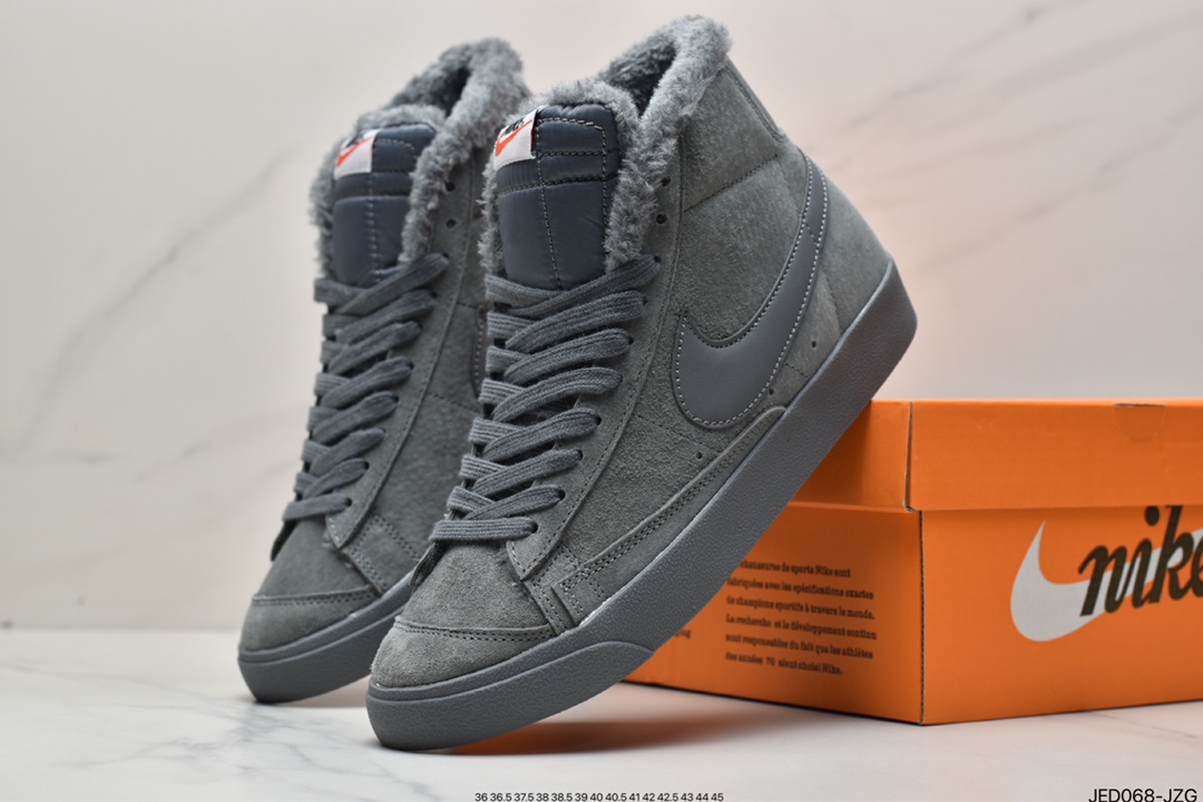 150  NIKE BLAZER LOW The New Way为概念的 Nike Blazer 518171-015