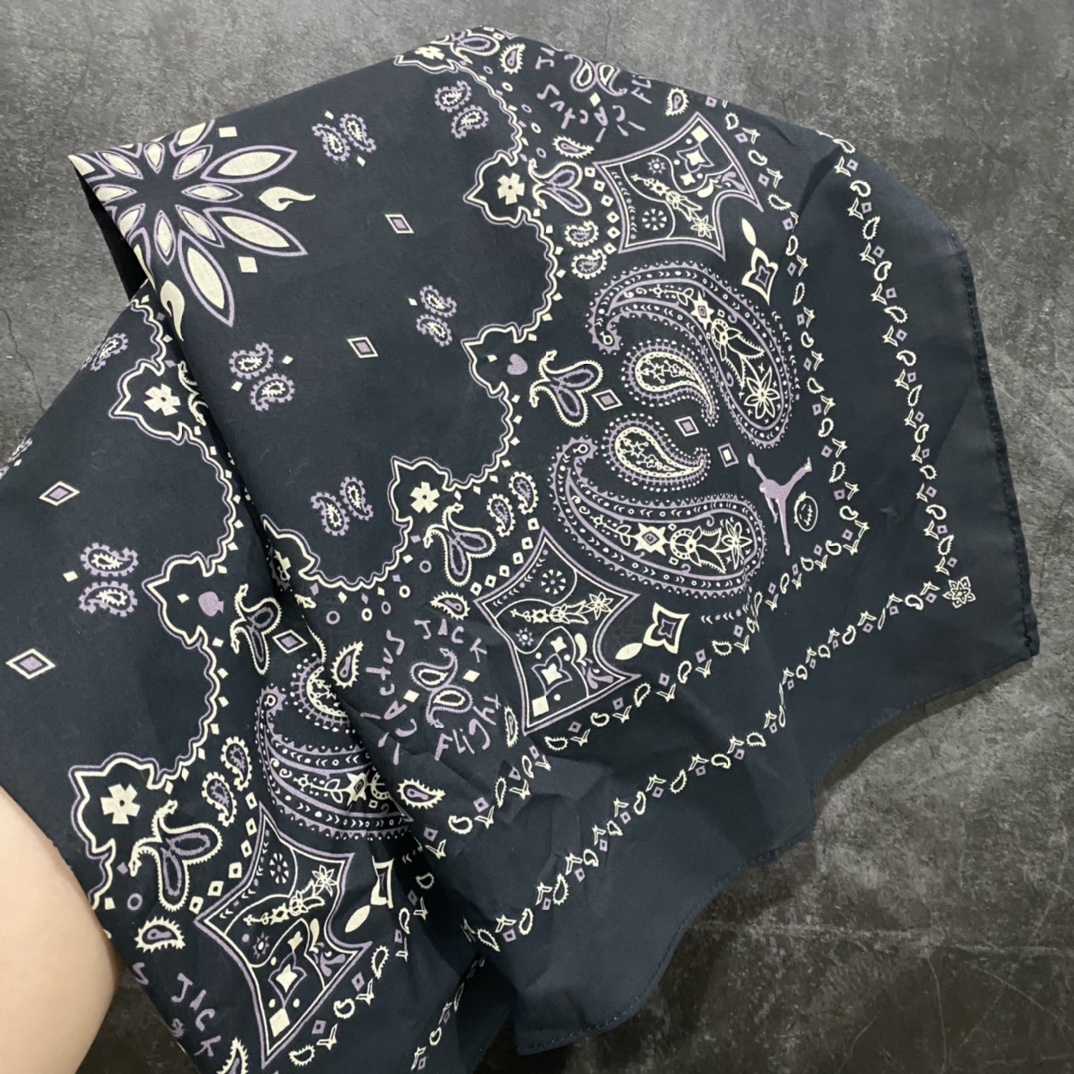 图片[8]-新DT版纯原Air Jordan AJ1黑色倒钩 货号：DM7866-001 原盒带方巾原配件 正确针车效果 原装皮料 刺绣饱满 细节做工到位 尺码：36-47.5-选品中心