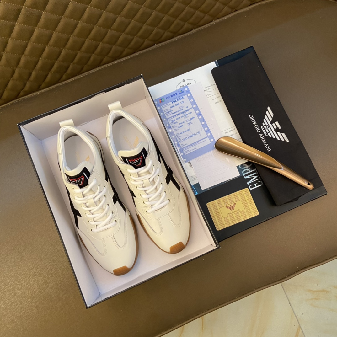 J0 Armani 阿玛尼  休闲系列 原版专柜潮鞋 鞋面意大利进口特殊材质原版面料,羊皮内里,潮男年轻人必备,欧美时尚风格,无论走到那你都是亮点.1:1复刻 运动风,原单 Armani 阿玛尼 印图 懒人套脚必备 原版运动底 精品打造 适合司机驾车出行 款式简单而不失奢华,百搭,让你走到那都是亮点,男鞋码数：38-44 45定做 黑色 白蓝 白色 选 长期供实体店补货