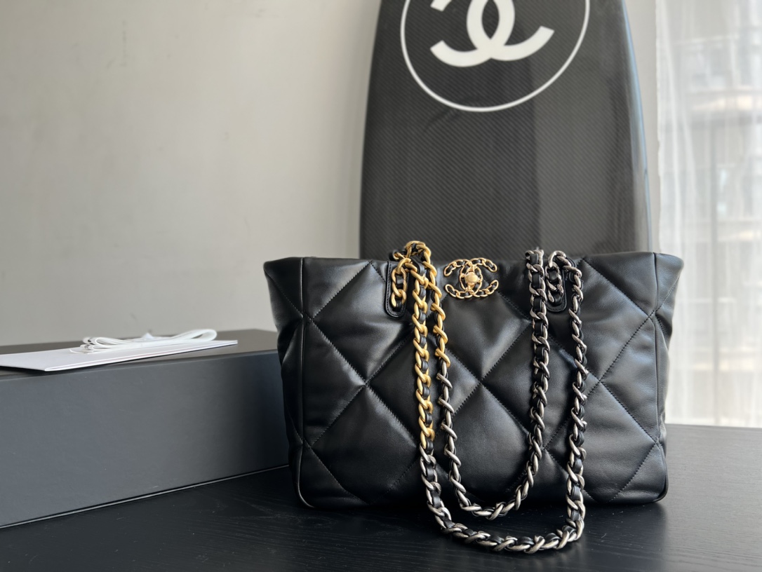 Chanel 19 Taschen Handtaschen Tragetaschen Ziegenhaut Schaffell