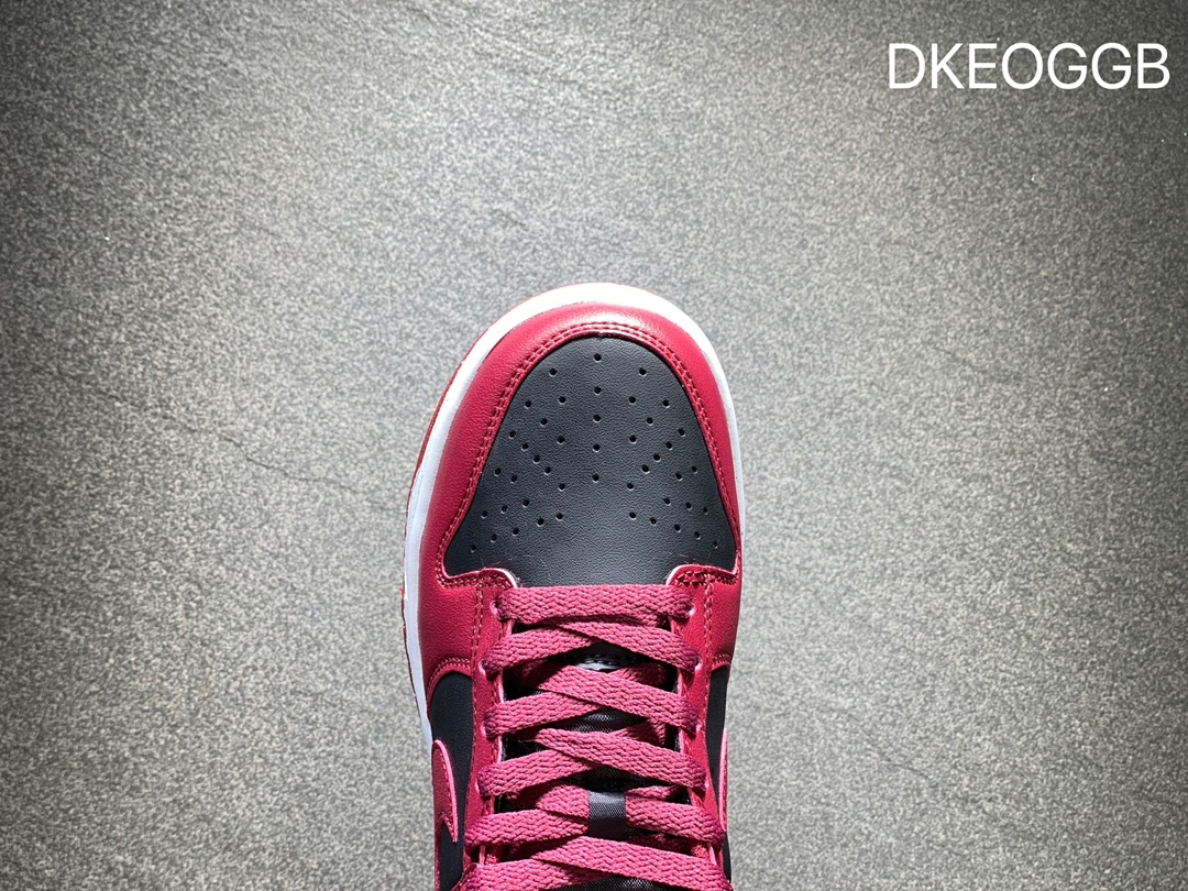 300 Nike SB dunk Low 低帮休闲运动滑板板鞋 DN1431-002