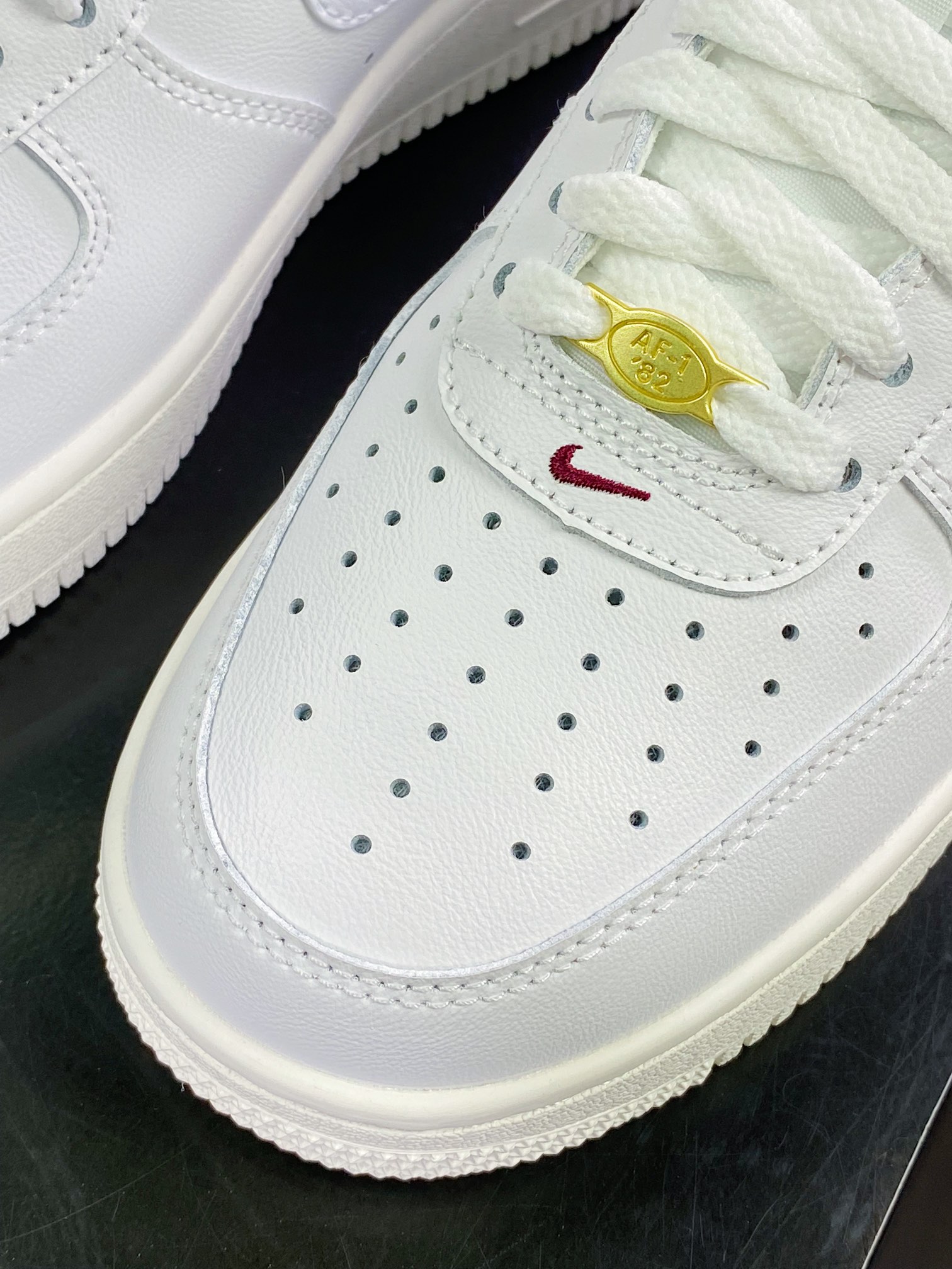 220 Air Force 1’07 Low Premium"White Sail Team Red"空军一号DQ7664-100