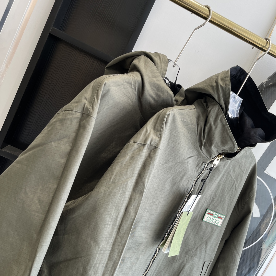 Gucci Reversible Workwear Jacket: Unisex Style, Premium Quality 4 i1666777976 2747 2