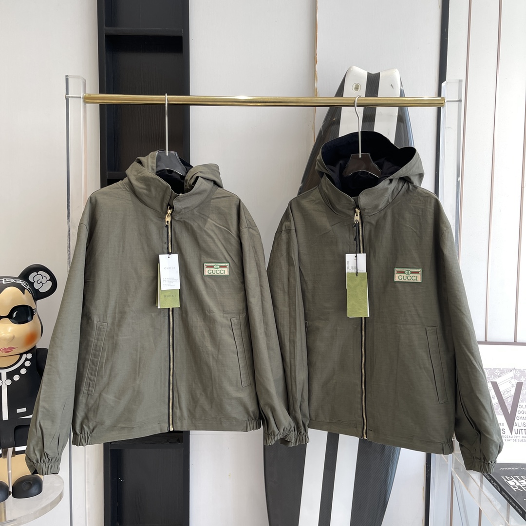 Gucci Reversible Workwear Jacket: Unisex Style, Premium Quality 2 i1666777976 7542 0