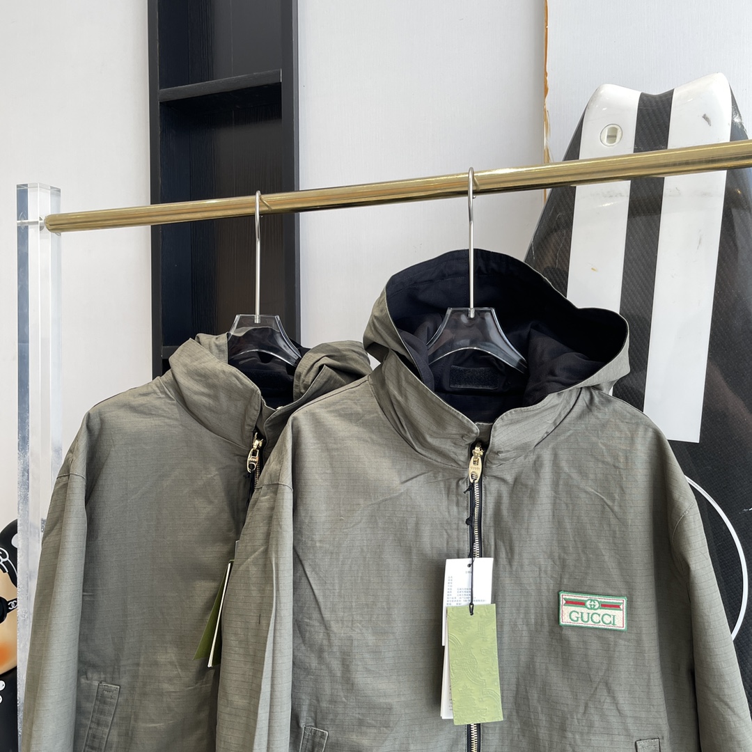 Gucci Reversible Workwear Jacket: Unisex Style, Premium Quality 5 i1666777976 9305 3