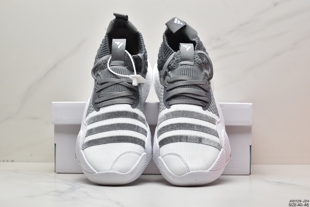 Adidas/ full palm BOOST midsole cushioning technology basketball shoes