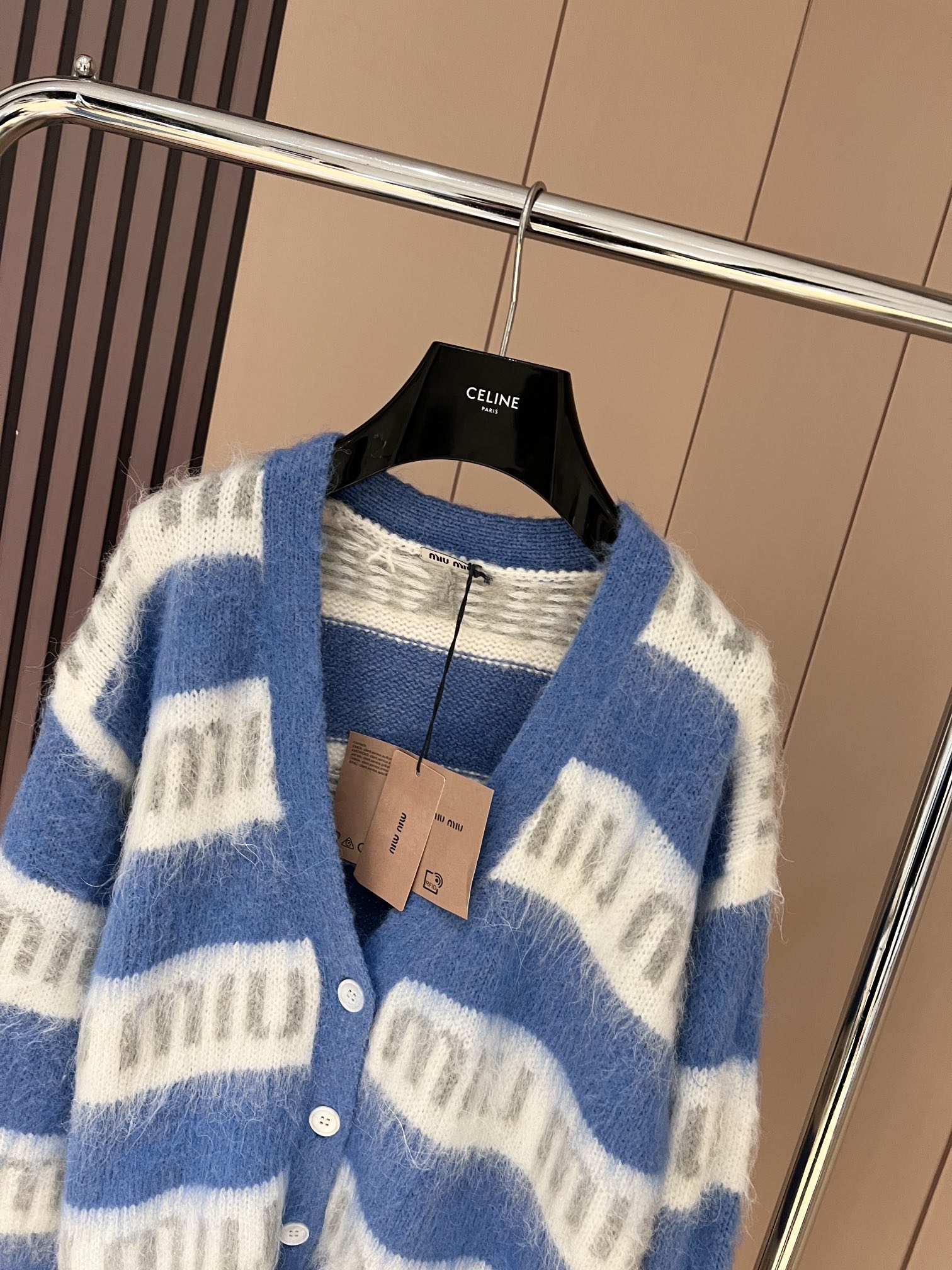 2022MiuMiu 2022FW马海毛条纹针织开衫毛衣
