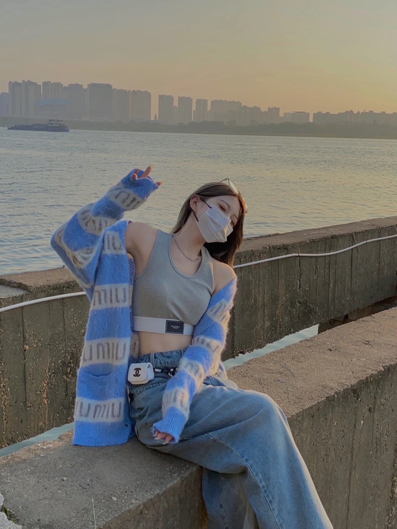 2022MiuMiu 2022FW马海毛条纹针织开衫毛衣