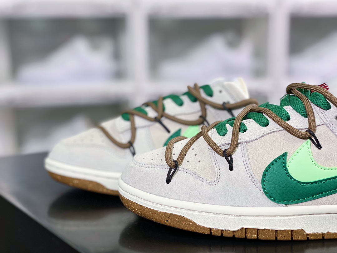 260  SB Dunk Low SE ”85 Grey Green”扣篮系列DO9457-100