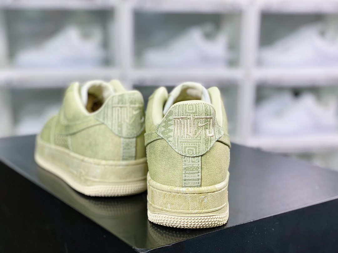 180 Air Force 1’07 Low PRM” NAl-KE Cha”空军一号DV4246-333