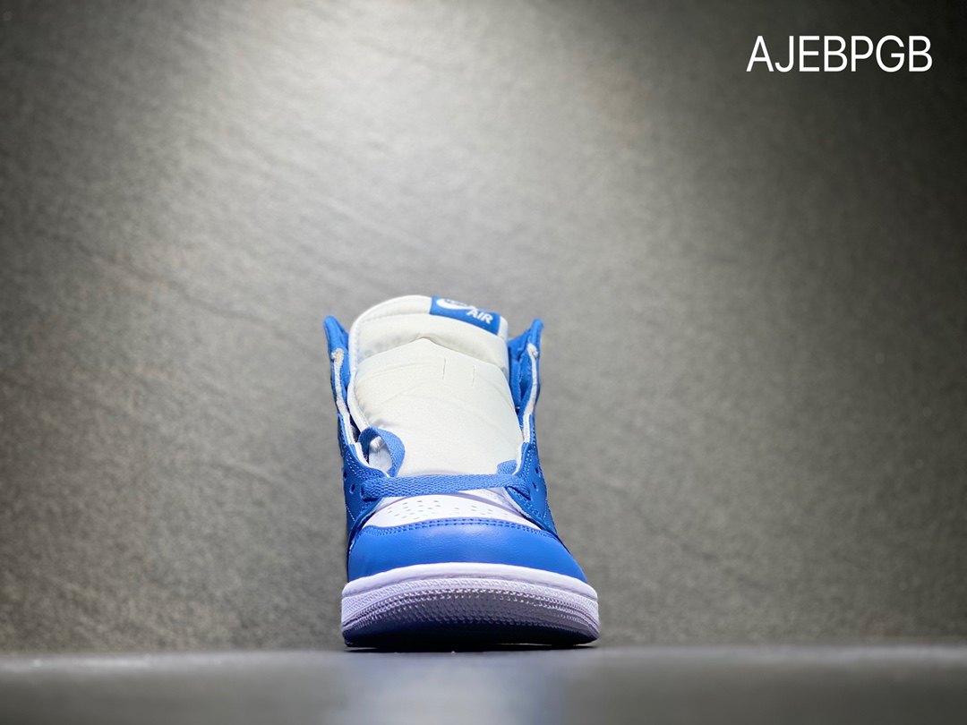 320 Air Jordan 1 乔丹1代 AJ1 黑绿漆皮 篮球鞋 FD1430-410